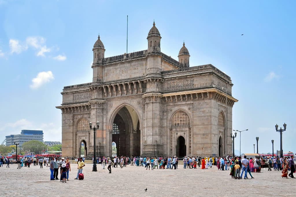 Maharashtra neighboring state