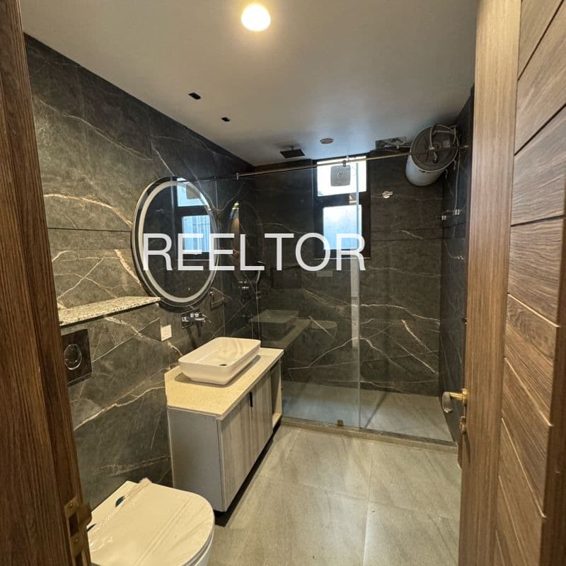 Image of Luxury 4 BHK Builder Floor for Rent in Airoli Sector 1