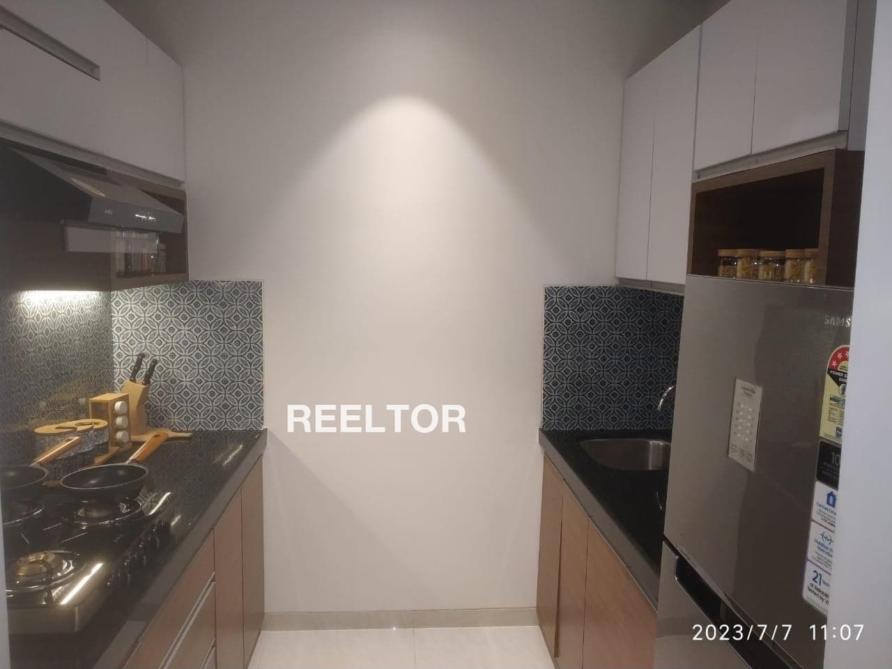 Flat For Rent In Azad Market Huzur