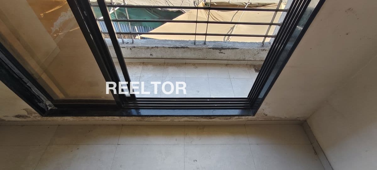Image of Well Ventilated 1 BHK Flat for Rent in Seawoods East