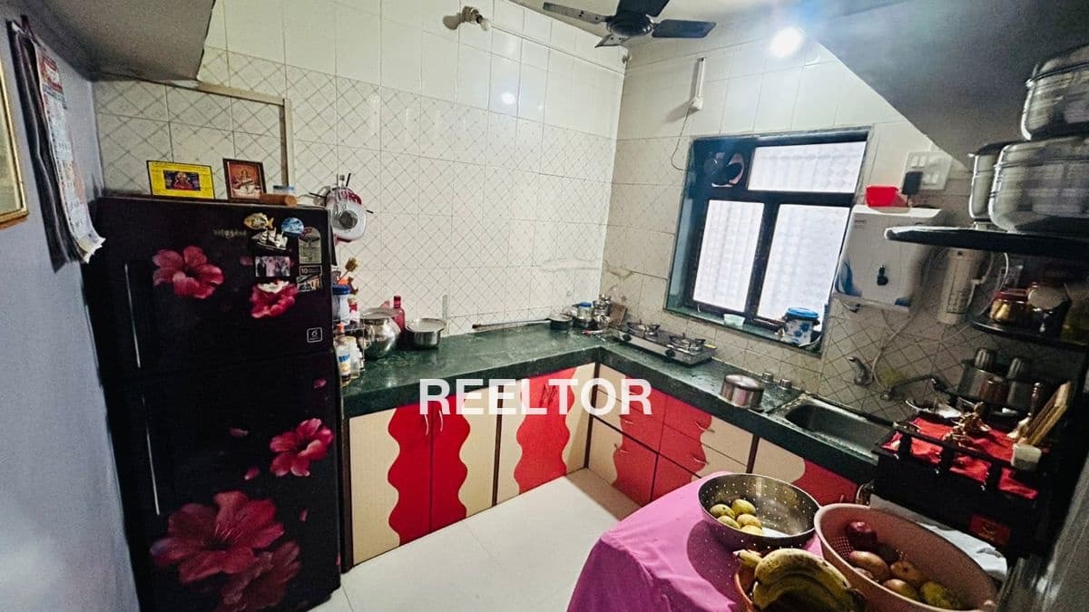 Image of 2 BHK 5th Floor Flat for Rent in Nirnay Nagar Sector 2 Part 1