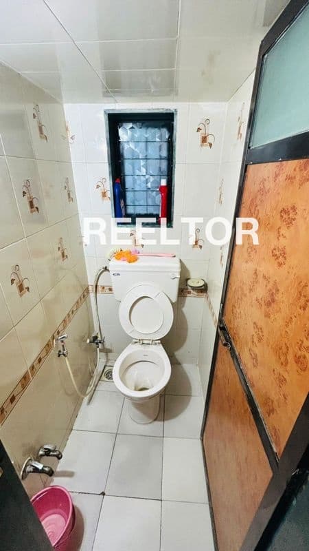 Image of 2 BHK 5th Floor Flat for Rent in Nirnay Nagar Sector 2 Part 1