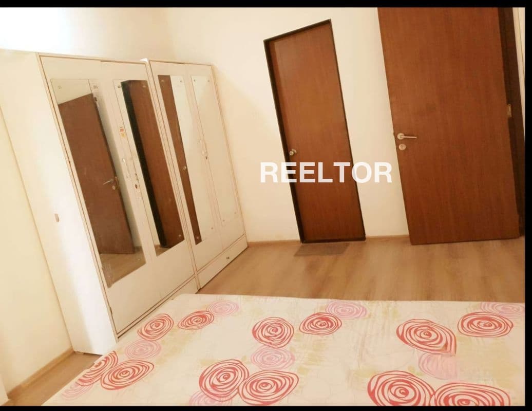 Image of Immediate For Sale — 1 BHK in sector 83