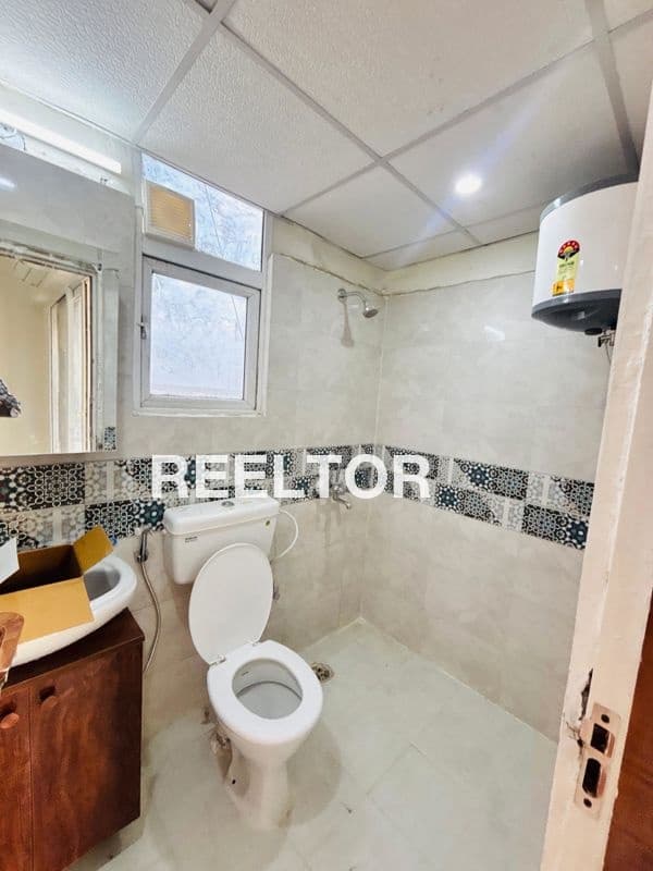 Flat For Sale In Sunwari Pawai