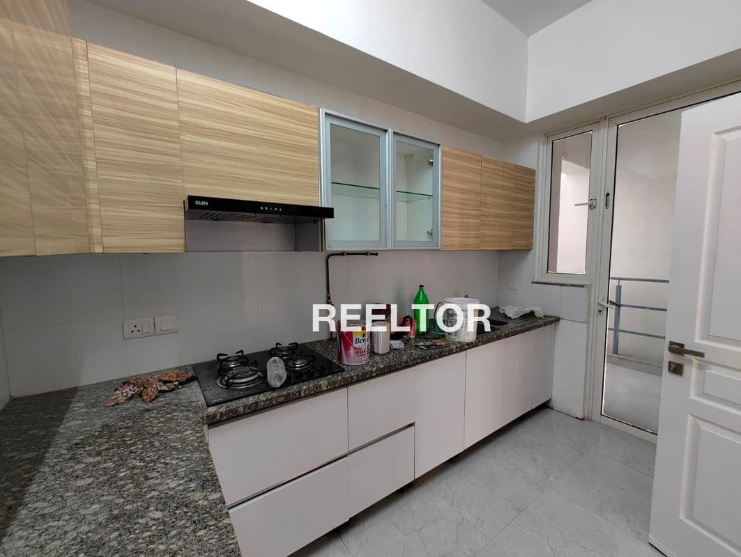 Image of Family-Friendly 1 BHK Flat in Sararidhar, Mandi