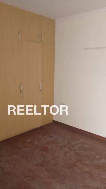 Image of Well-Connected 2 BHK Flat in Udyog Nagar