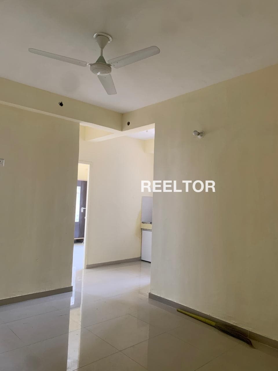 Flat For Sale In Sendor Rohru