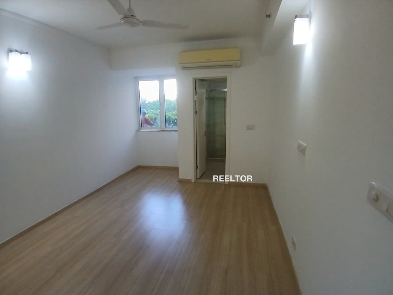 Image of Upscale 1 BHK Flat for Rent in Koramangala 8th Block