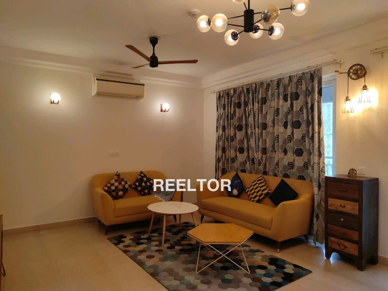 Image of Well-Connected 2 BHK Flat in Yelahanka New Town Sector B