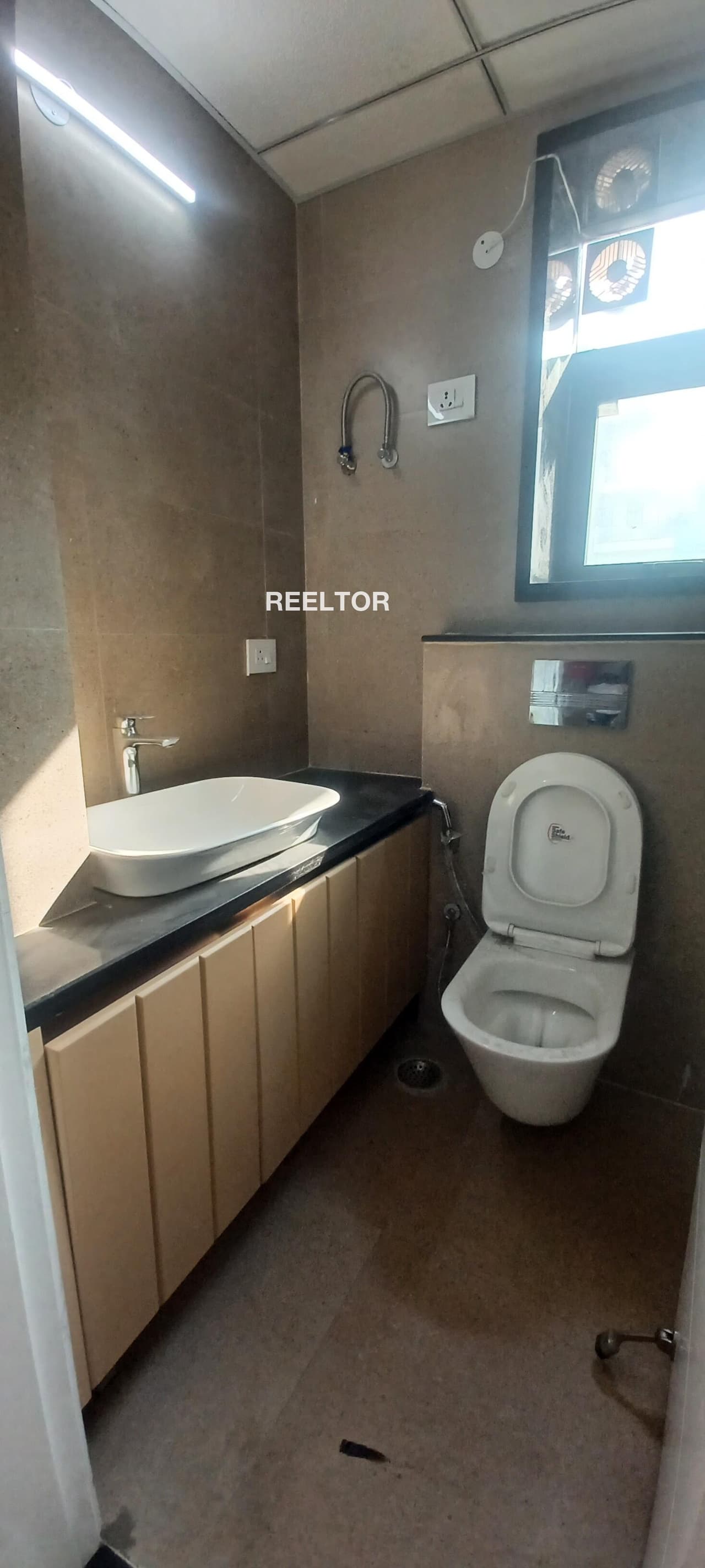 Image of Spacious 1400 sqft 1 BHK in Arera Colony E-3, Bhopal