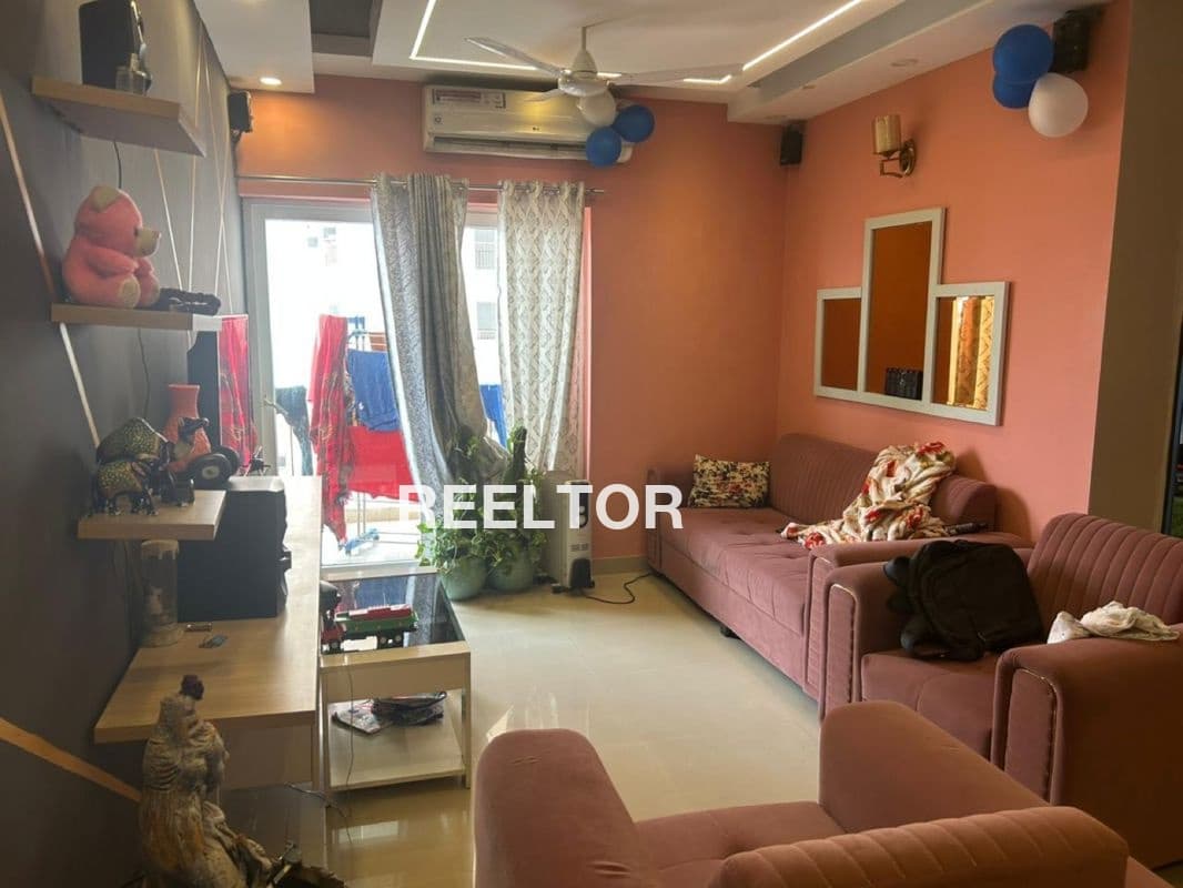 Image of 2 BHK Flat near Schools & Hospitals in Saran