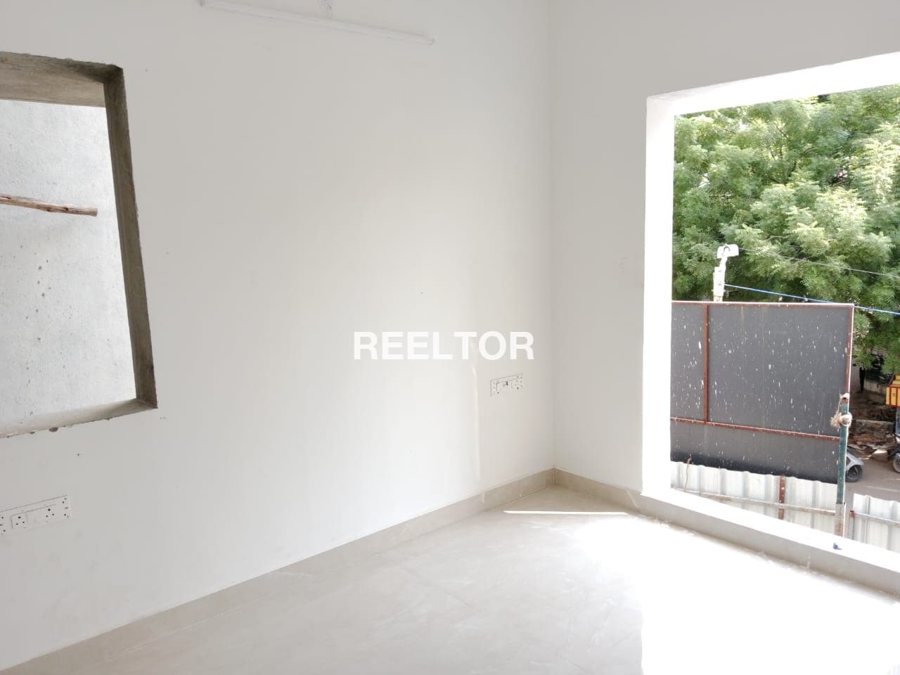 Image of 1 BHK with 591 sqft Net Area in Karnu Gharat