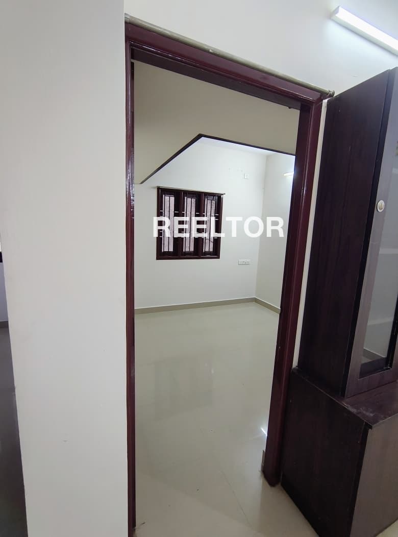 Image of Modern 2 BHK Flat Available for Rent in SHOLINGANALLUR TNHB Block 4