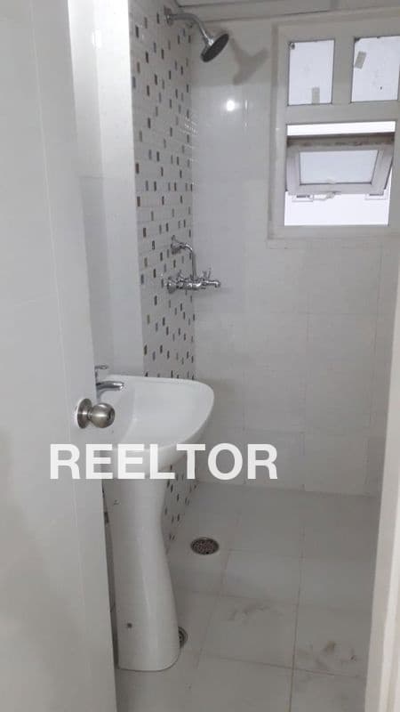 Image of Reasonably Priced 1 BHK Flat in Gonda