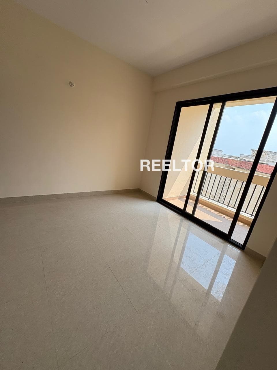 Image of Reasonably Priced 1 BHK Flat in Rampur