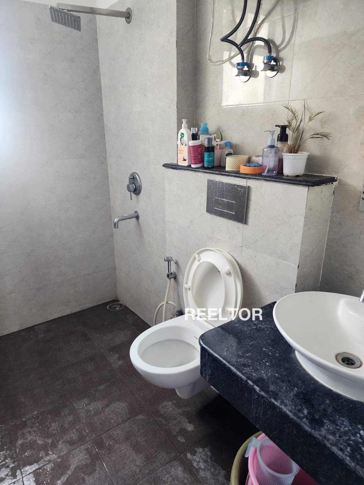 Image of 2 BHK Flat for Sale — Karnu Gharat, Rampur