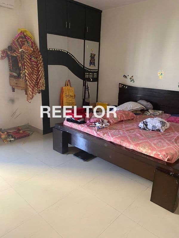 Flat For Rent In Paharkheri Goharganj