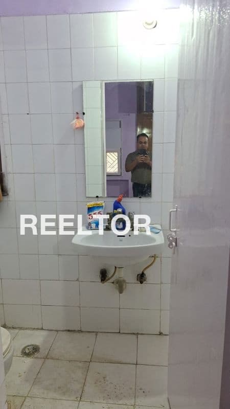 Image of Gandhinagar Sector 26B 2 BHK Flat — For Rent Today