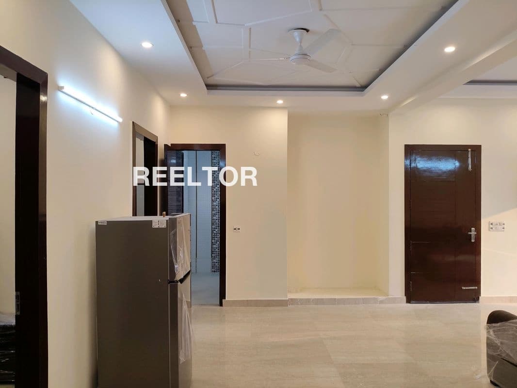 Image of Reasonably Priced 2 BHK Flat in Nirnay Nagar Sector 7 Pocket 2