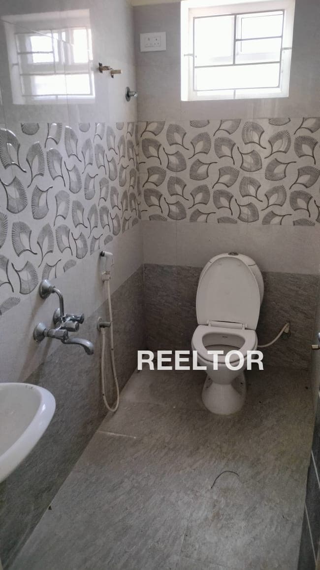 Image of South-Facing 2 BHK Flat for Rent in Greater Kailash 1 Block R