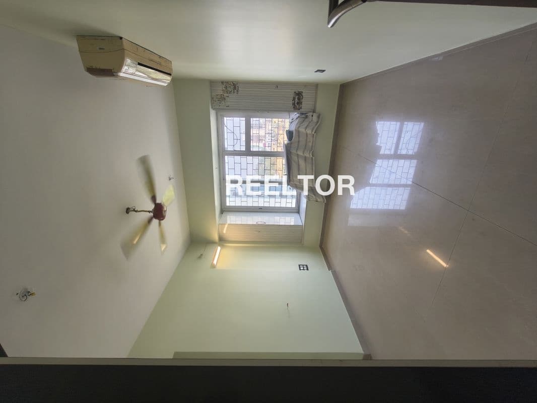 Flat For Rent In Chirayankadu Kunnamkulam