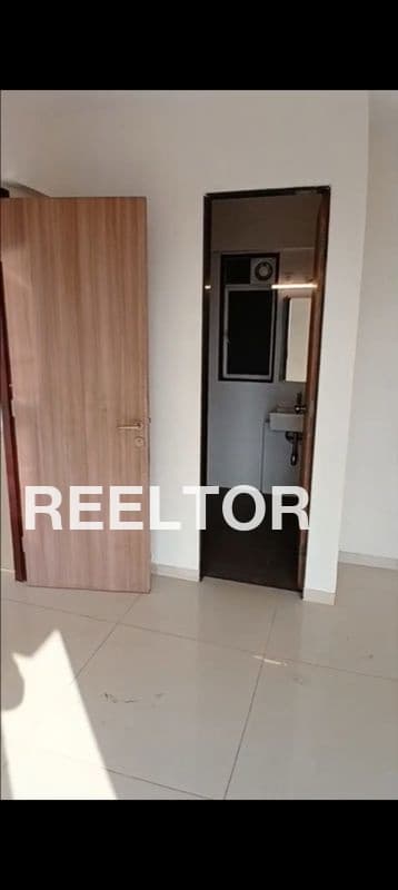 Image of 2 BHK | 750 sqft | 4th Floor | Manganam