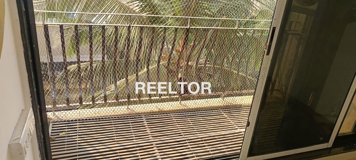 Flat For Sale In Hiyund Padhar