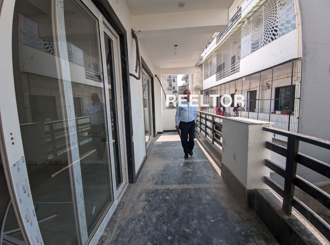 Image of Safe Neighbourhood 1 BHK Flat in Takia Sangrish