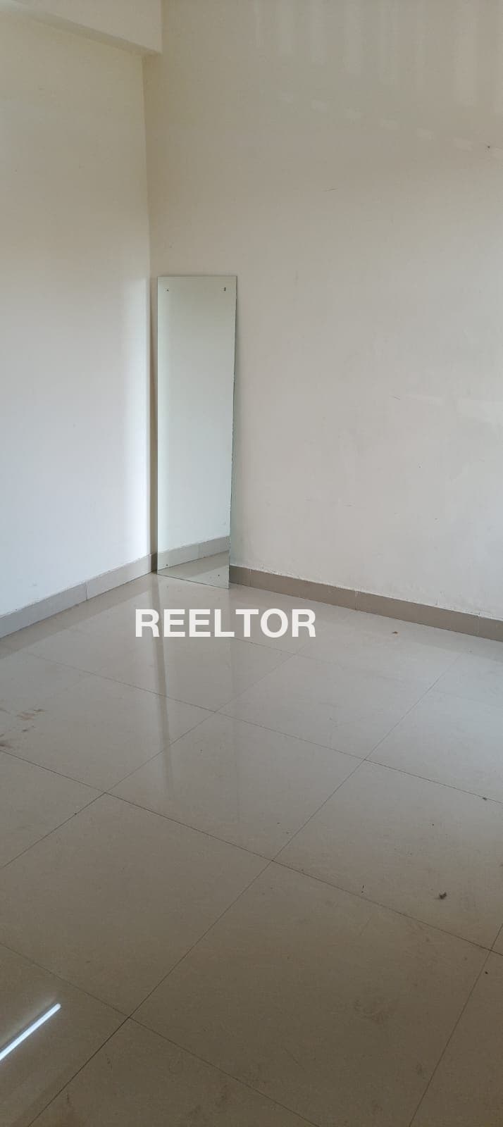 Flat For Sale In Thagiyar Banjar