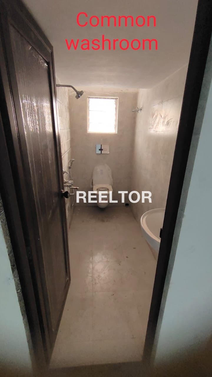 Image of Well-Connected 1 BHK Flat in Gostu