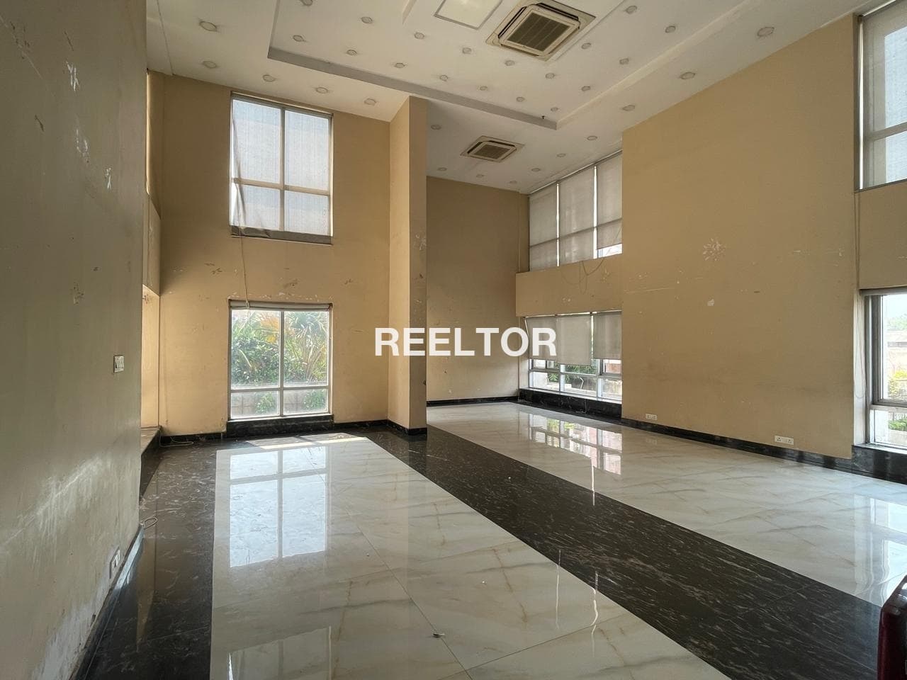 Flat For Rent In Paharkheri Goharganj