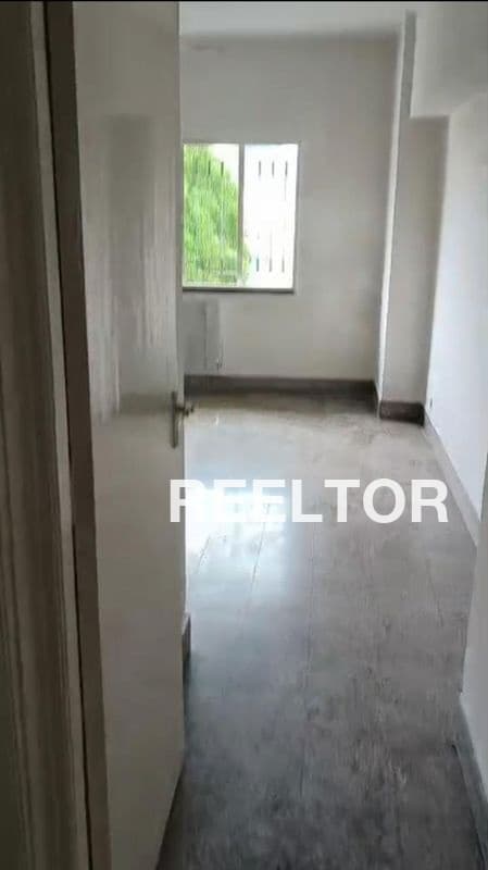 Flat For Rent In New Market Huzur