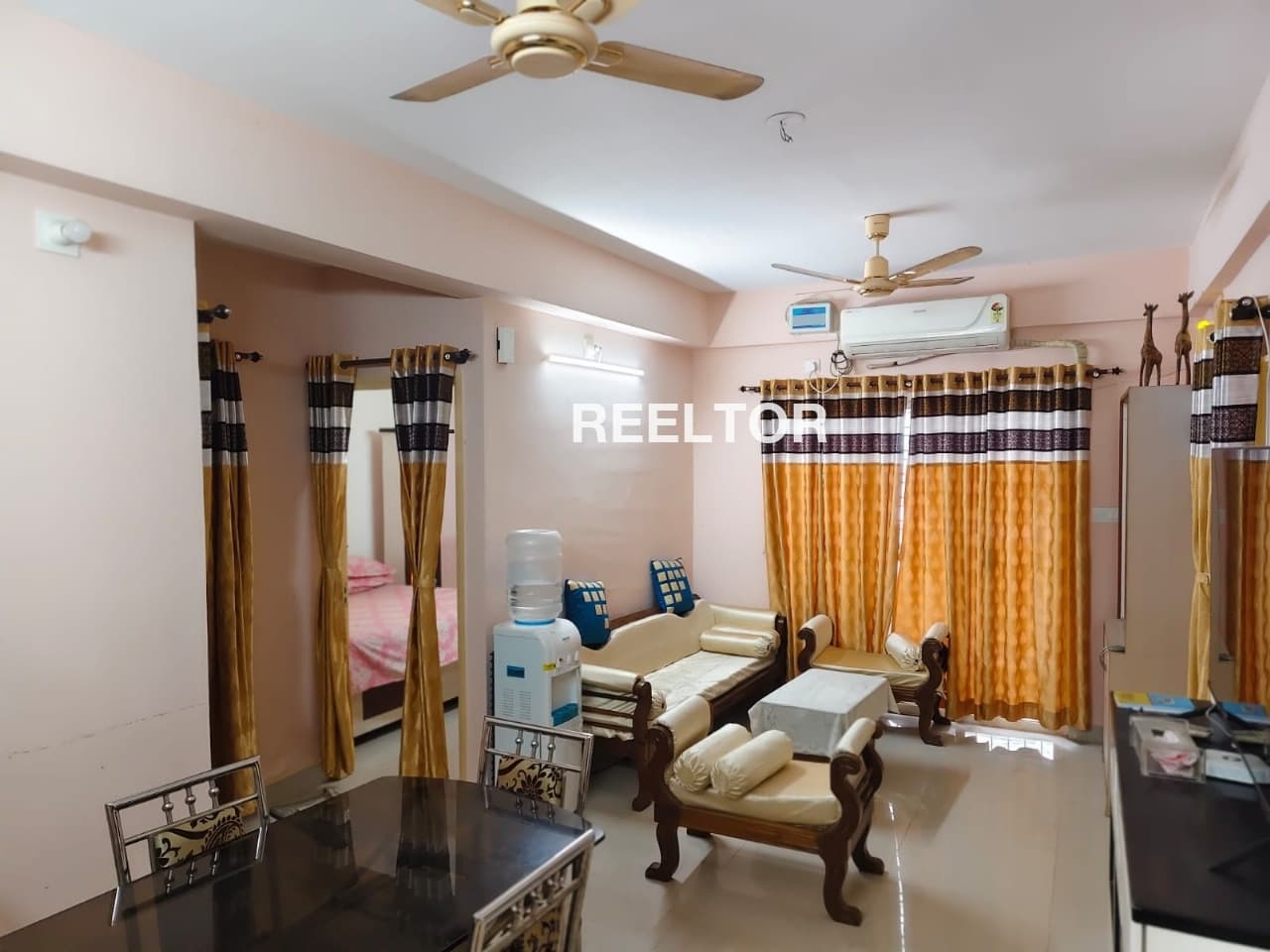 Flat For Rent In Amloda Shahpura