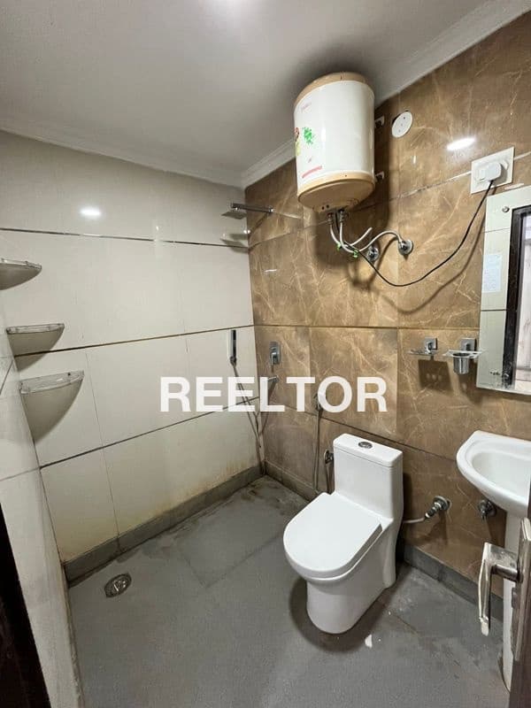 Flat For Rent In Maya Enclave Rajouri Garden