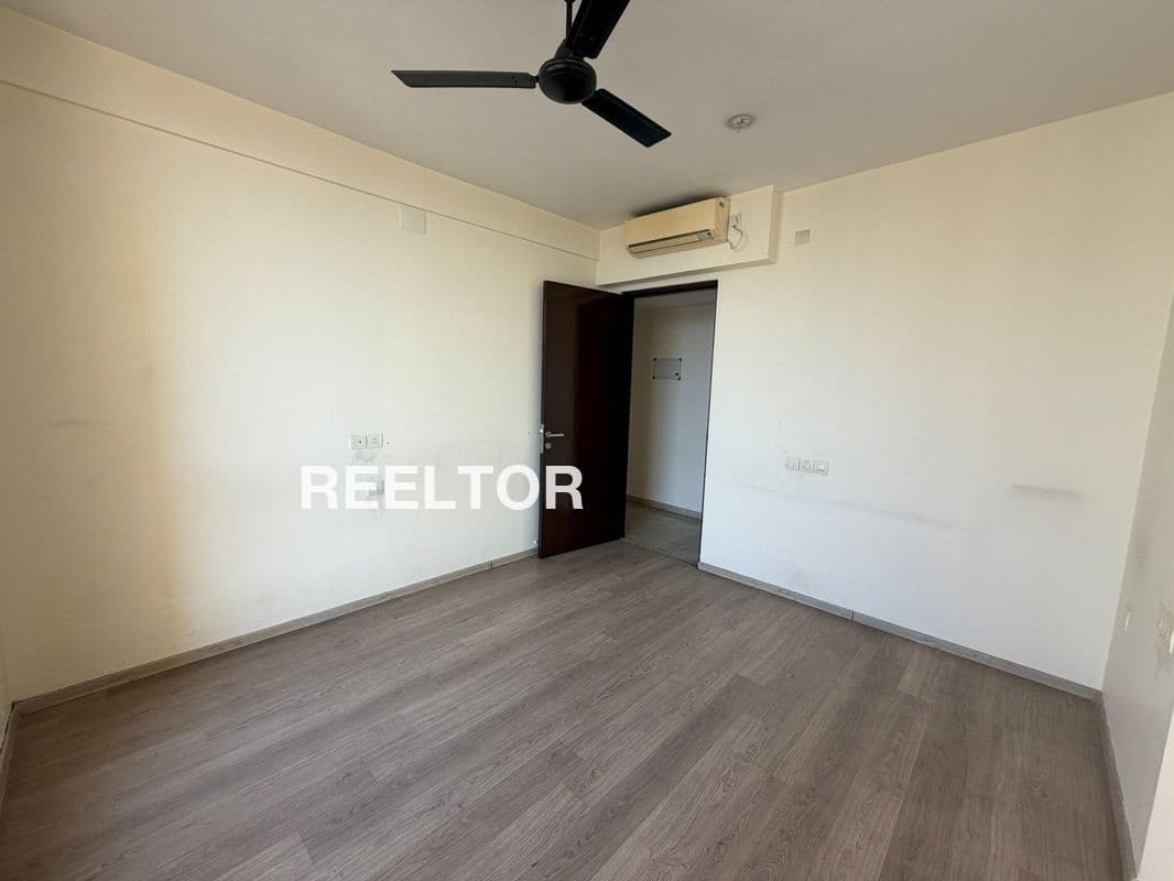 Flat For Rent In Paharkheri Goharganj