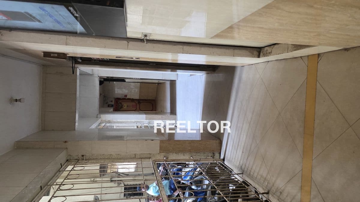 Image of 2 BHK 3rd Floor Flat for Sale in Christianpatty