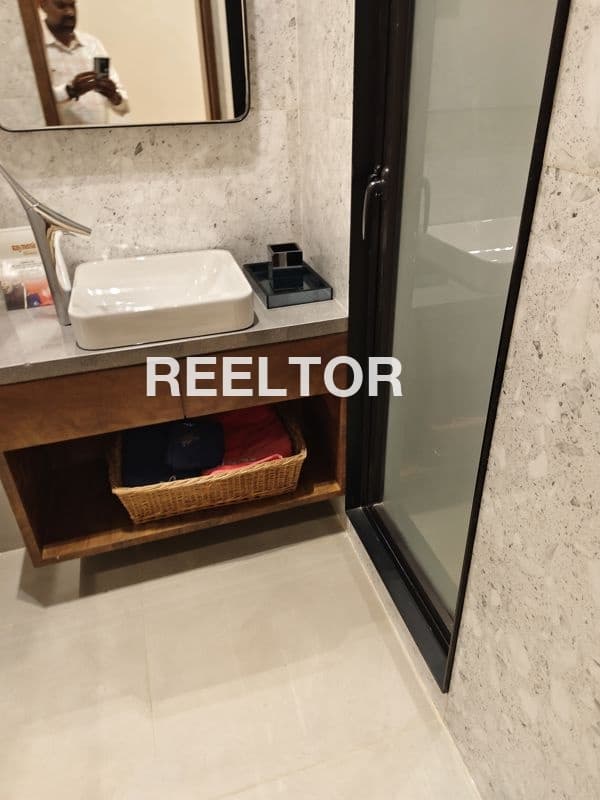 Flat For Rent In Damdongri Goharganj