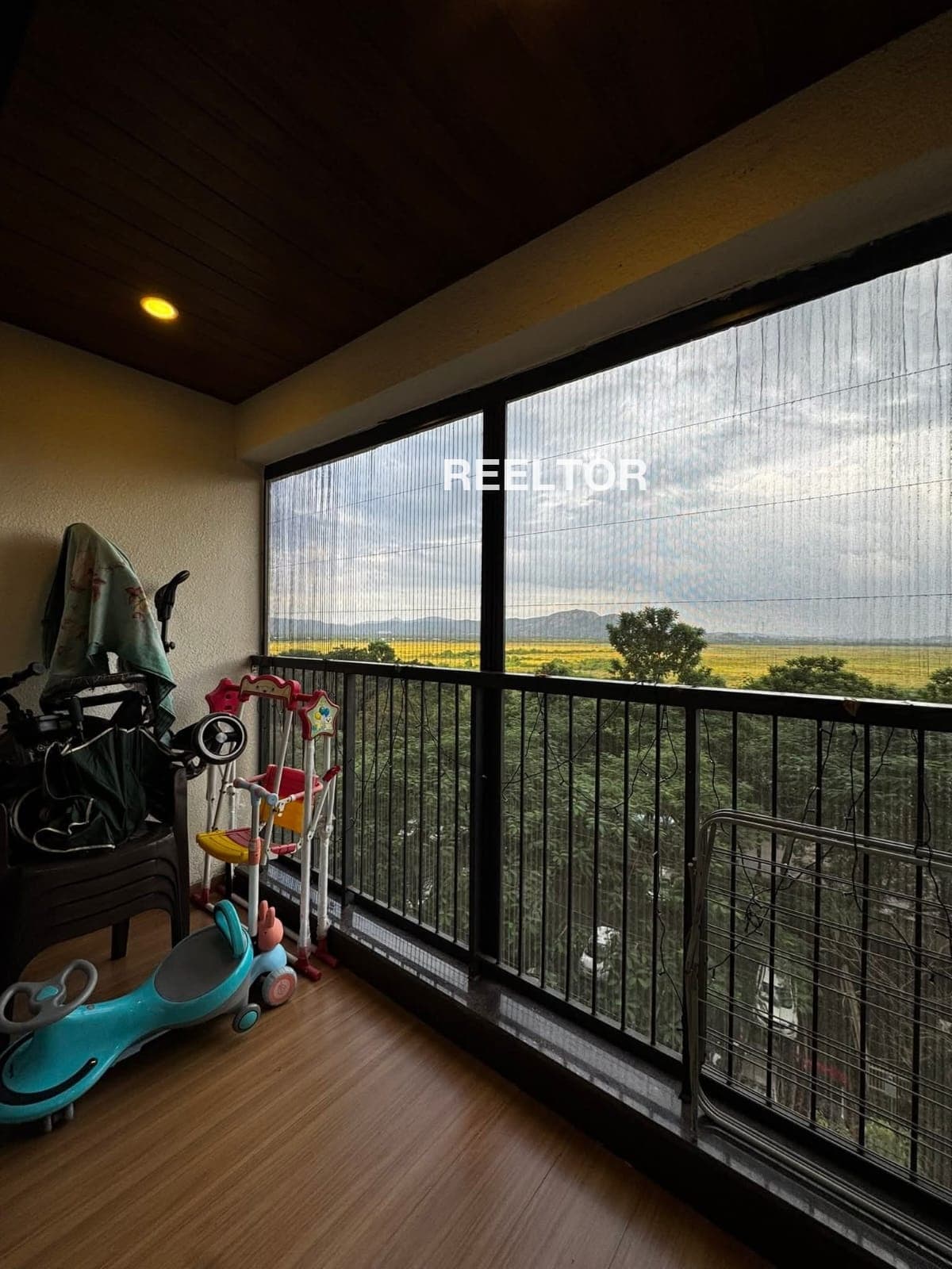 Image of 2 BHK Flat on 1st Floor in Karnu Gharat