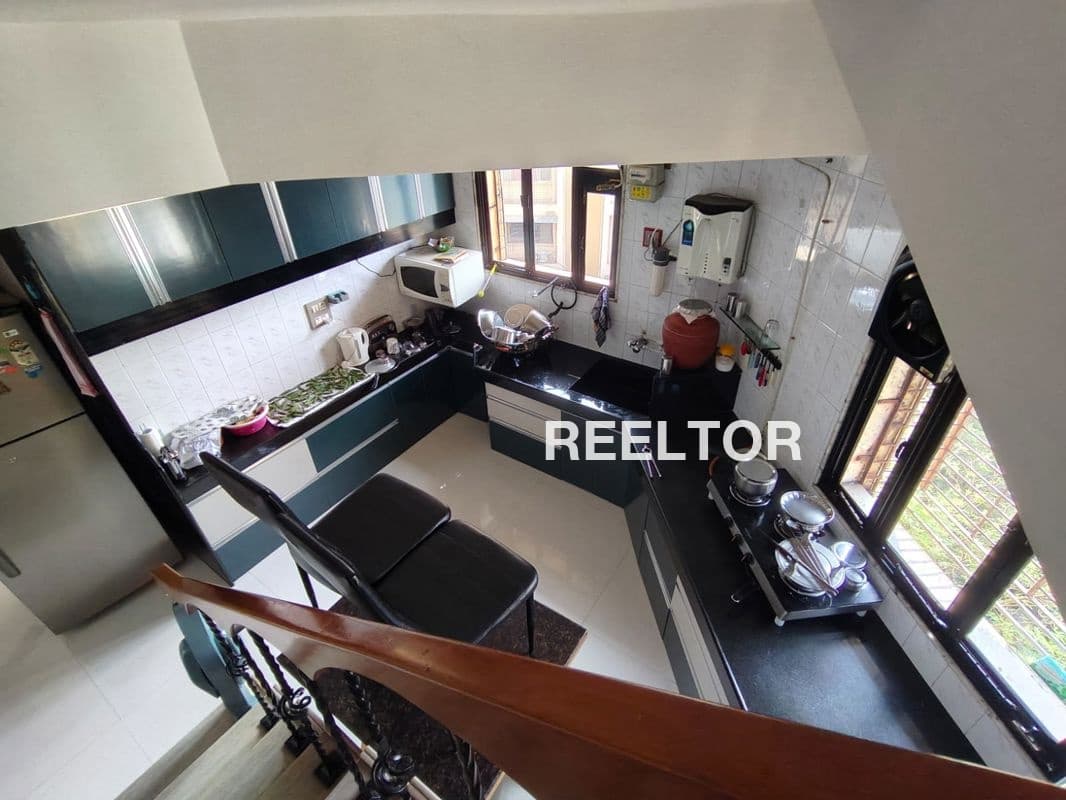 Image of Well Lit 3rd Floor 2 BHK Flat in Jaruwa Kheda, Panna