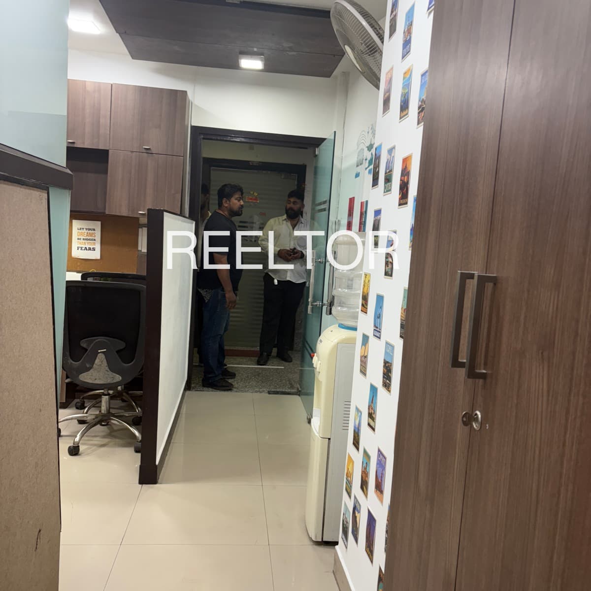 Office Space For Rent In Pahari Tikamgarh
