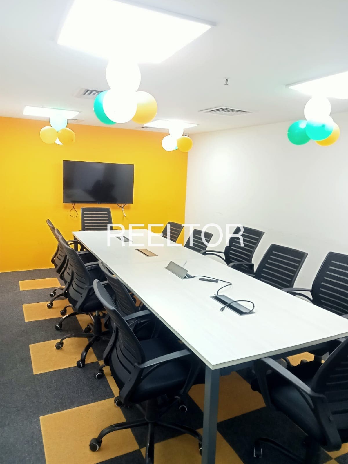 Office Space For Rent In Nipaniya Bika Sarangpur