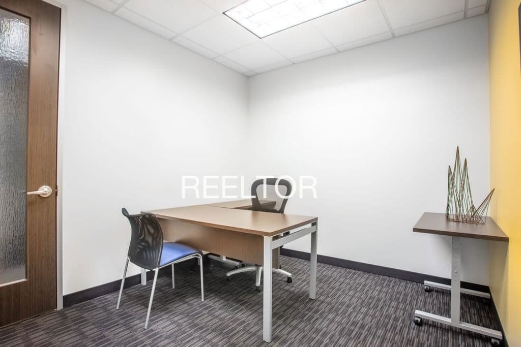 Office Space For Rent In Parshadi Purwa Gonda