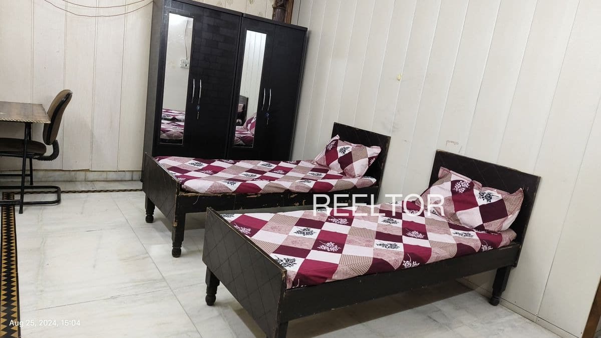 Pg For Sale In Poonya Khera Manoharthana