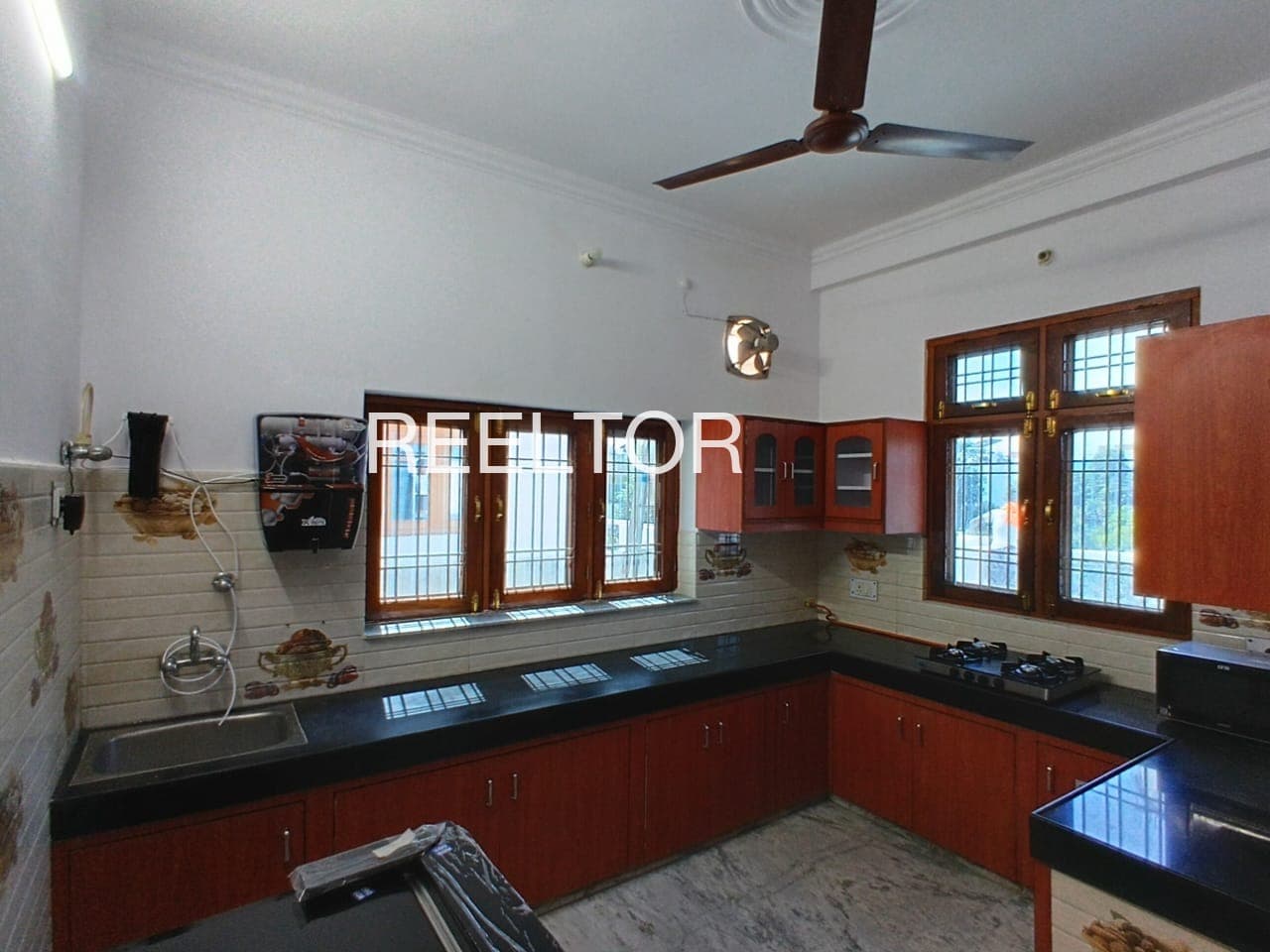 Pg For Sale In Varappur Pudukkottai