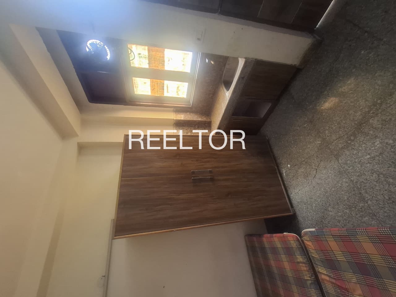 Pg For Sale In Kakstal Nichar