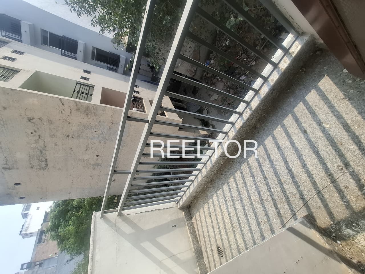 Pg For Sale In Kuratikra Attabira