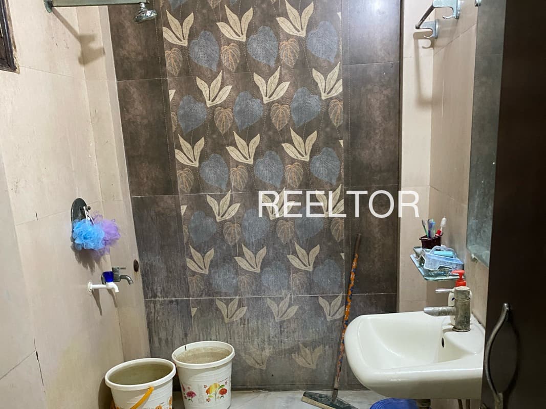 Pg For Sale In Thorapalli Gudalur