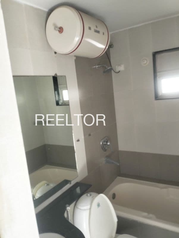 Pg For Sale In Rasnol Mau Tahsil