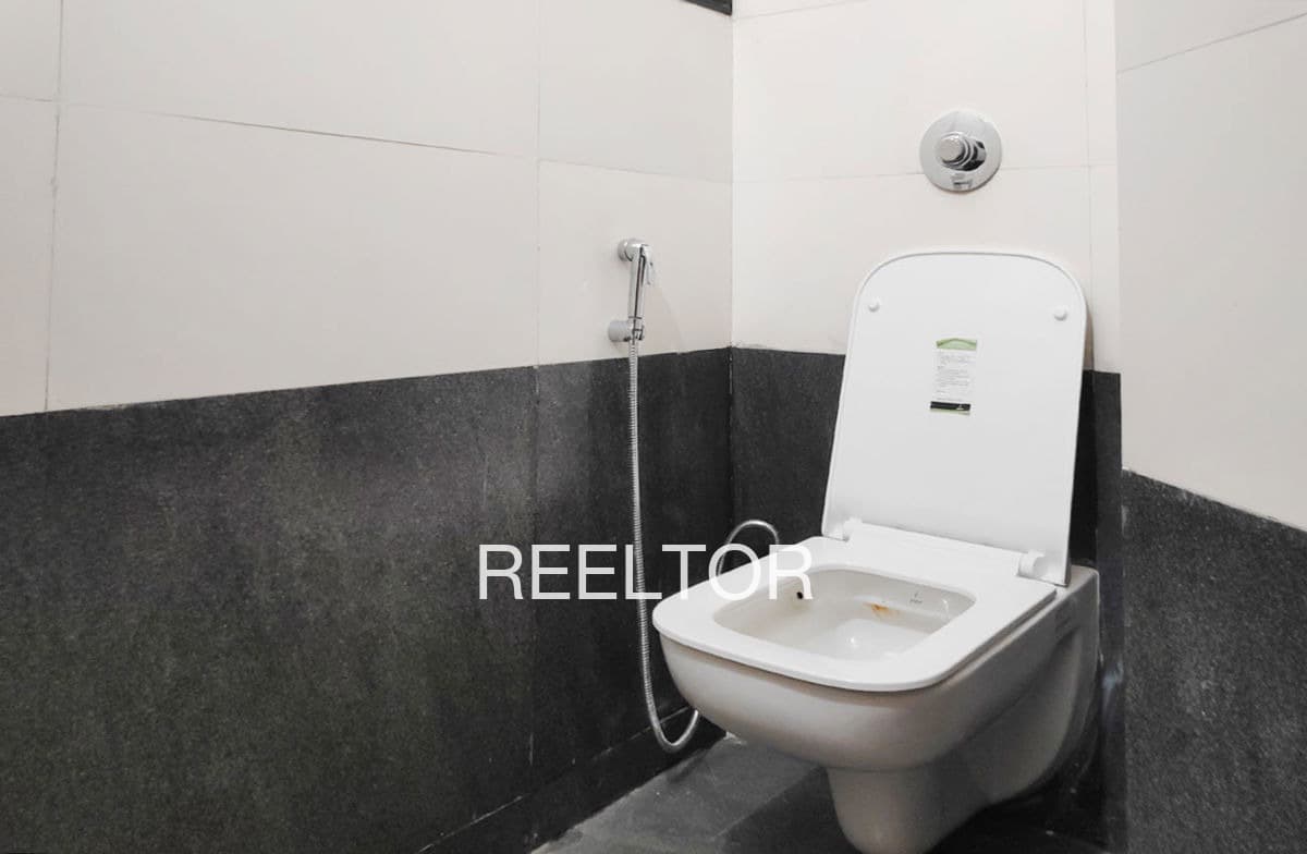 Pg For Sale In Tagai Pada Nandurbar