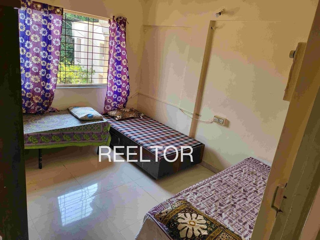 Pg For Sale In Sujwara Gadarwara